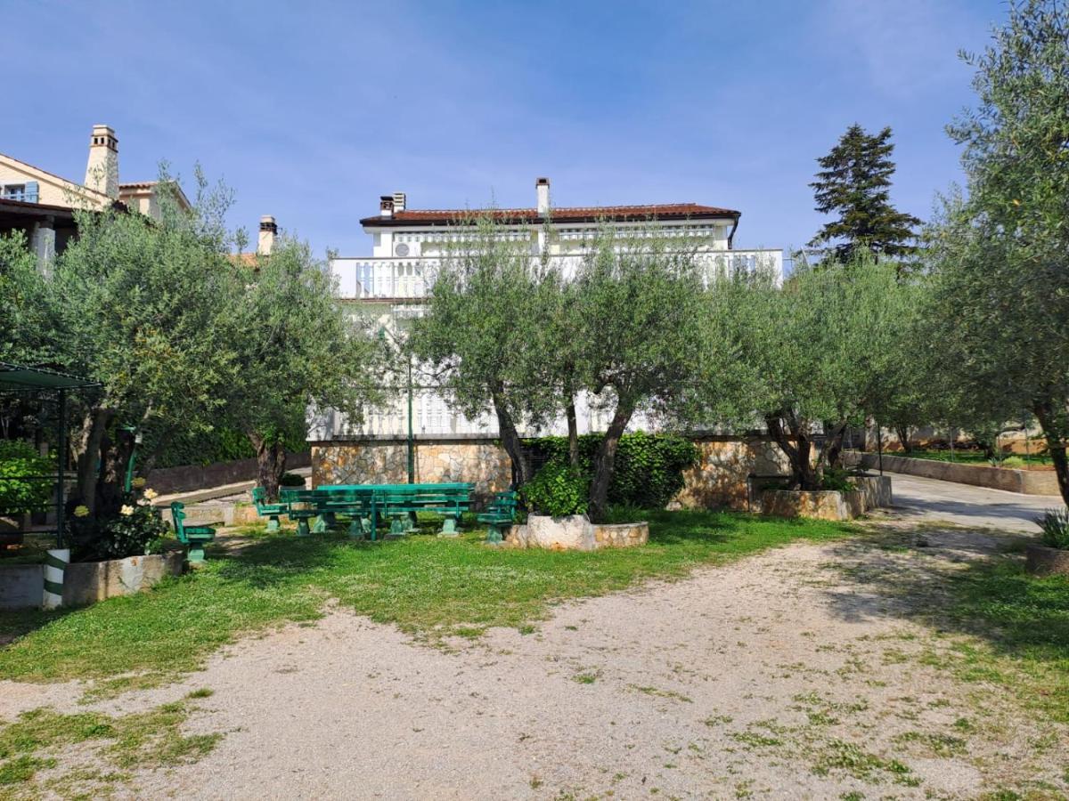 Apartments Berny Sveti Vid-Miholjice Extérieur photo